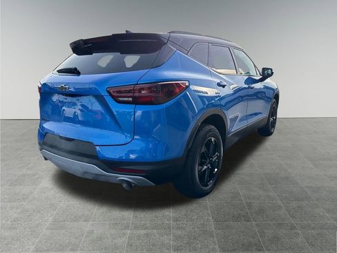 Used 2024 Chevrolet Blazer LT w/ Sound & Technology Package image 6