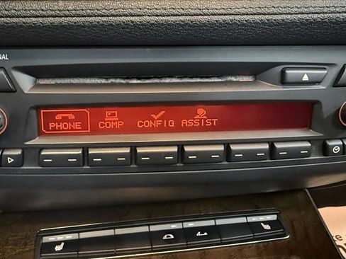 Used 2012 BMW Z4 sDrive28i image 18