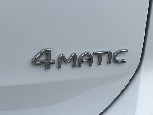 Used 2023 Mercedes-Benz EQB 350 4MATIC SUV image 29