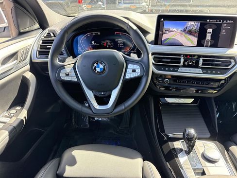 Used 2025 BMW X4 xDrive30i AWD/4WD image 20