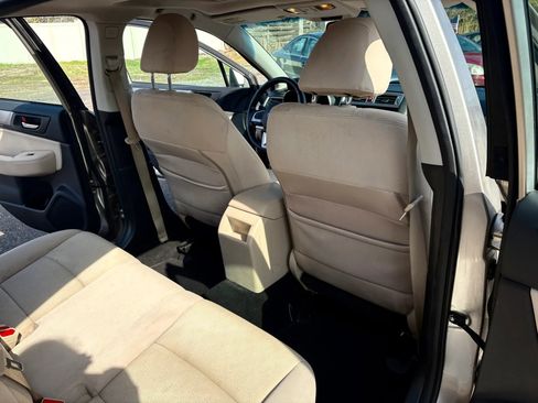 Used 2015 Subaru Legacy 2.5i Premium w/ Moonroof Package image 21