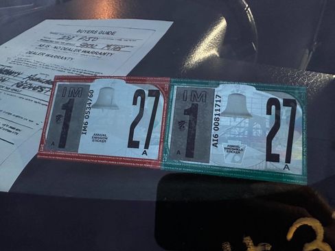 Used 2012 Ford F150 XLT w/ XLT Chrome Pkg image 14