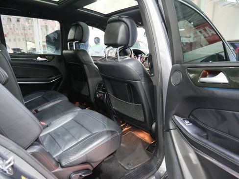 Used 2018 Mercedes-Benz GLS 550 4MATIC image 27