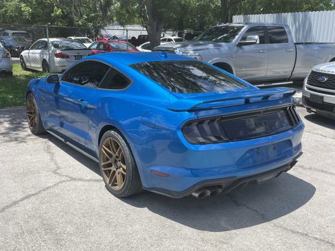 Used 2021 Ford Mustang GT Premium w/ GT Performance Package RWD image 3