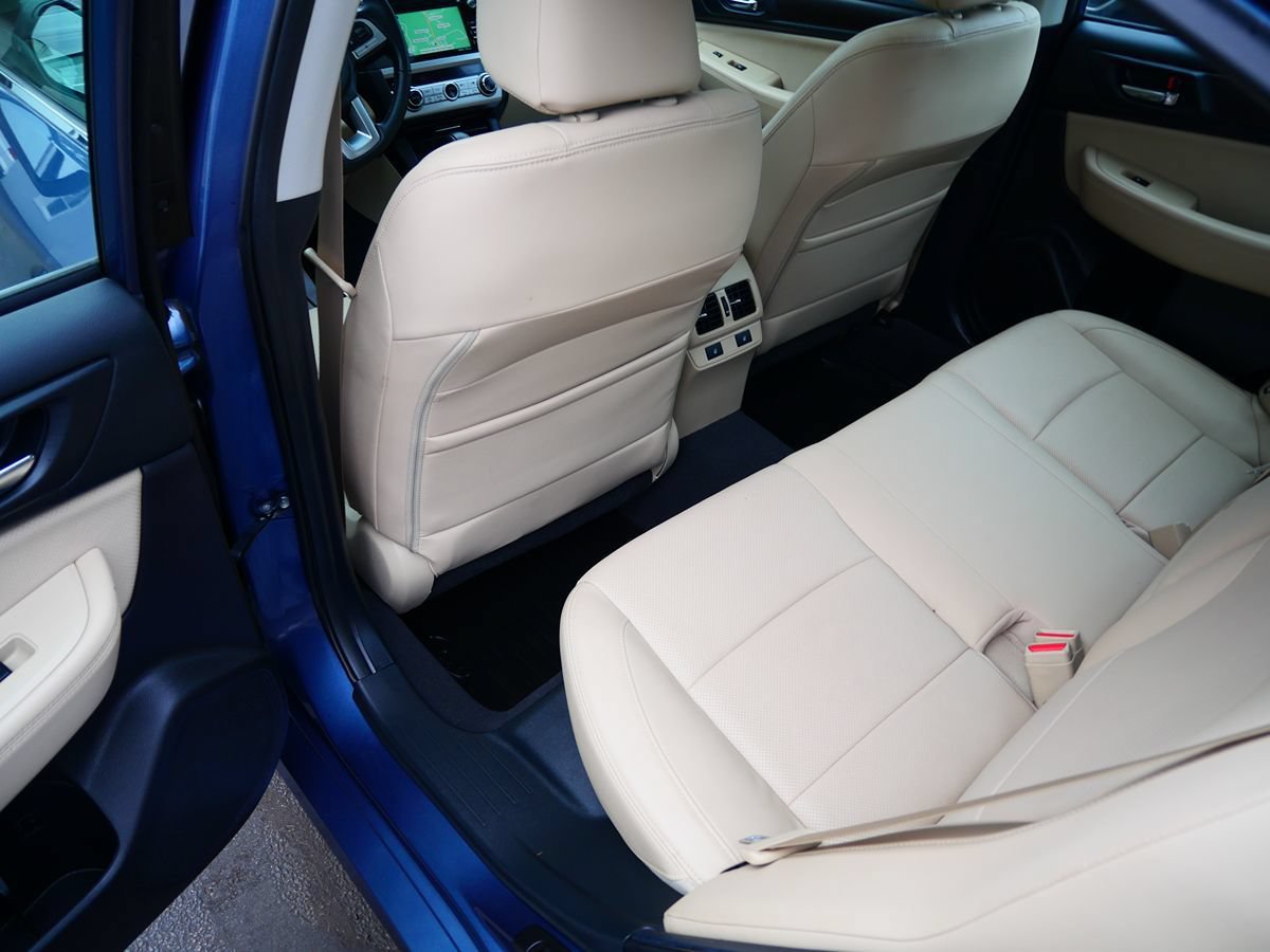 Used 2015 Subaru Legacy 2.5i Limited AWD/4WD image 18