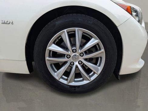 Used 2016 INFINITI Q50 3.0t Premium w/ Cargo Package RWD image 12