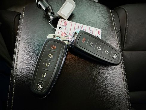 Used 2014 Ford Explorer Sport w/ Equipment Group 401A AWD/4WD image 21