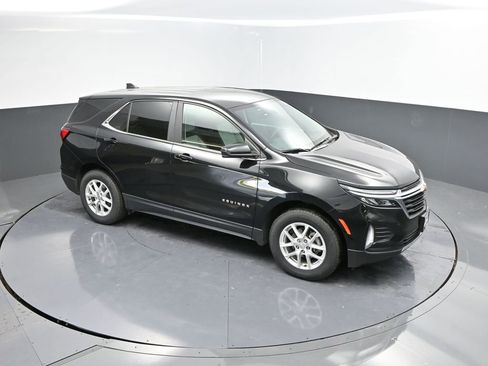 Used 2024 Chevrolet Equinox LT image 23