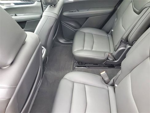 Certified 2024 Cadillac XT6 Premium Luxury w/ Technology Package image 32