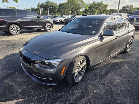 Used 2017 BMW 330i Sedan RWD image 3