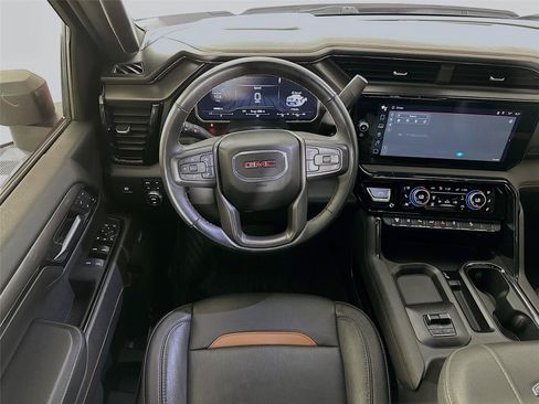 Used 2024 GMC Sierra 3500 AT4 AWD/4WD image 2