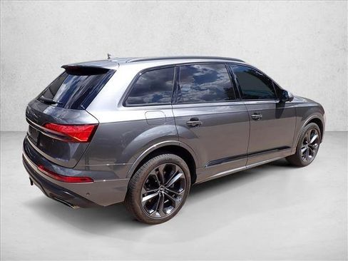Used 2025 Audi Q7 3.0T Premium Plus AWD/4WD image 9