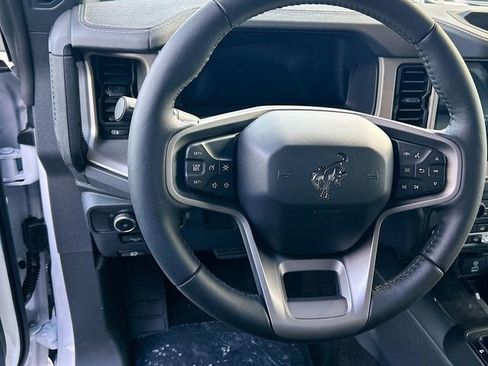 New 2025 Ford Bronco Outer Banks image 12