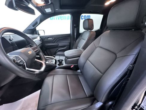 Used 2024 Chevrolet Colorado LT w/ LT Convenience Package III image 14