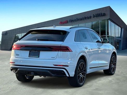 Used 2023 Audi Q8 Premium Plus w/ Premium Plus Package image 5