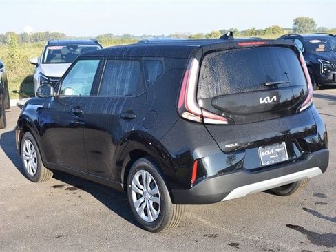 New 2025 Kia Soul LX image 5