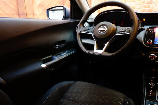 Certified 2024 Nissan Kicks SV FWD image 14