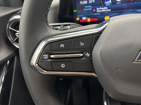 New 2026 Chevrolet Equinox LT w/ Convenience Package II image 12