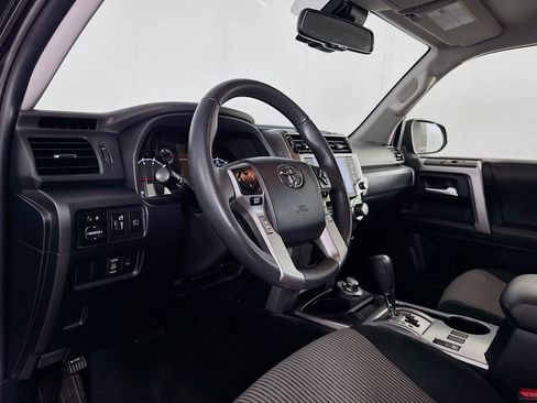 Used 2024 Toyota 4Runner SR5 image 12