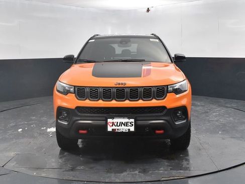 New 2026 Jeep Compass Trailhawk image 2