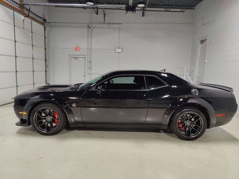 Used 2021 Dodge Challenger R/T Scat Pack image 16