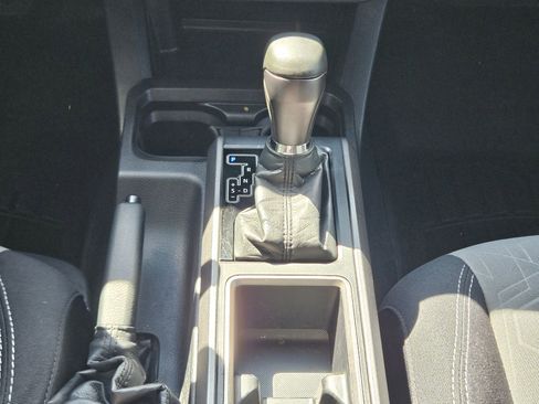 Used 2021 Toyota Tacoma TRD Off-Road w/ Technology Package image 13