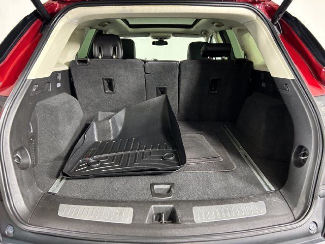 Used 2017 Cadillac XT5 Luxury AWD/4WD image 25