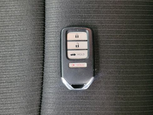 Used 2022 Honda Accord Sport image 32
