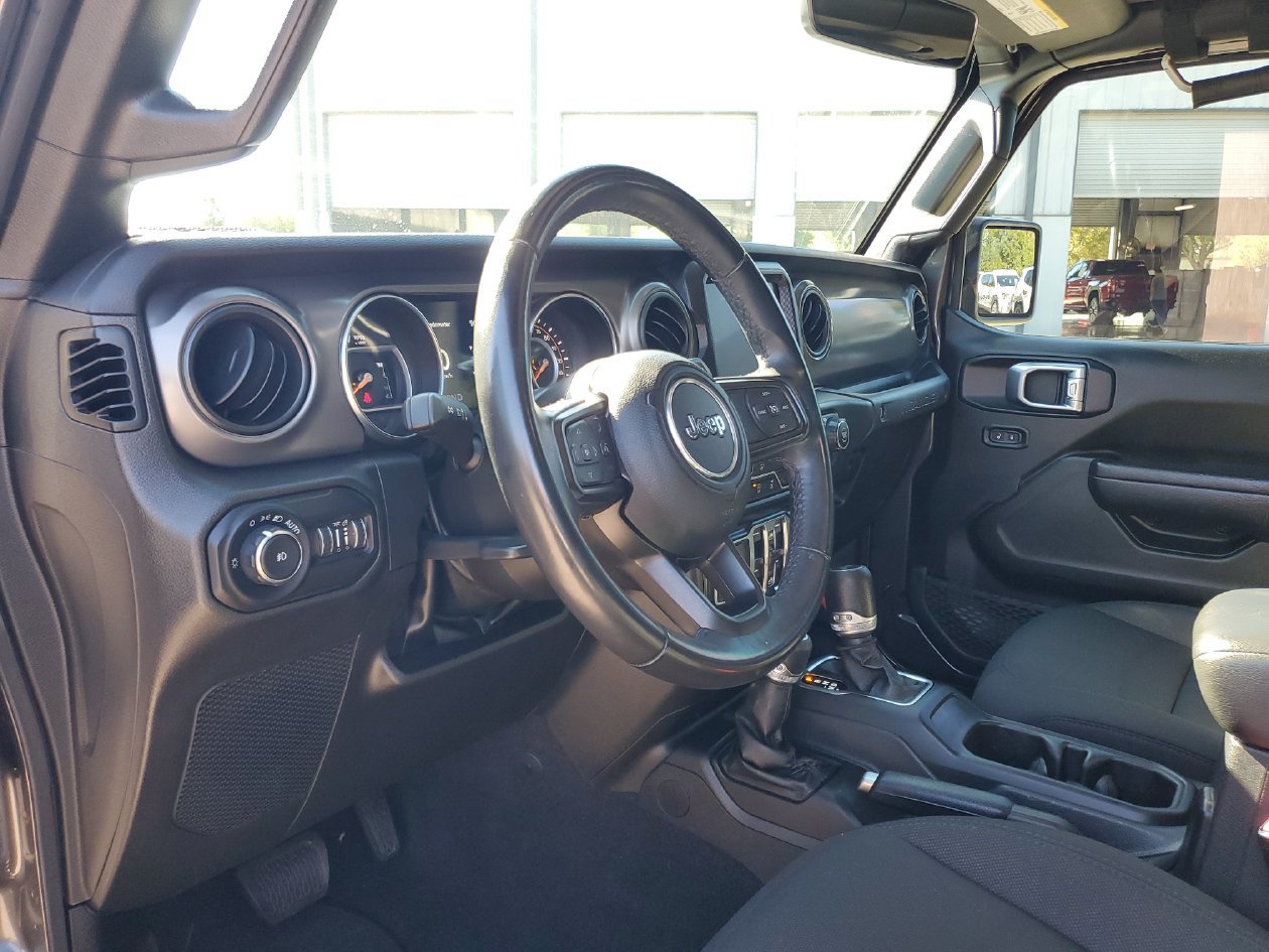 Used 2022 Jeep Wrangler Unlimited Sport AWD/4WD image 18