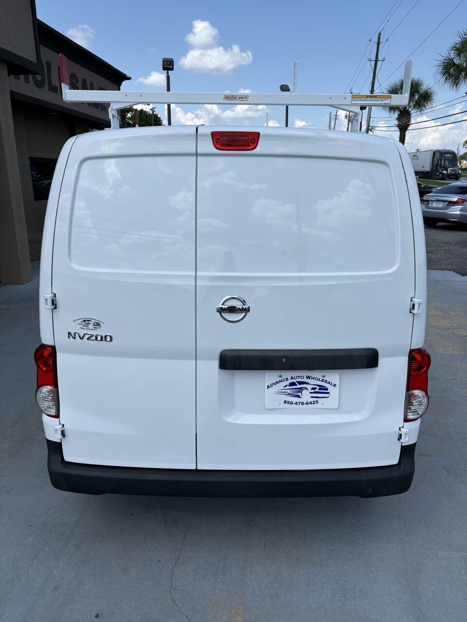 Used 2021 Nissan NV200 S FWD image 6