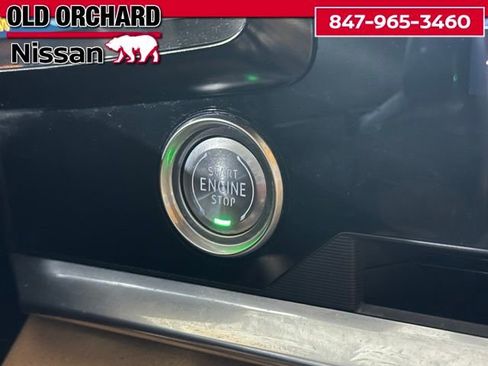 Used 2023 Chevrolet Corvette Stingray Premium Conv w/ Z51 Performance Package RWD image 19