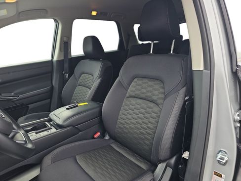 Used 2024 Nissan Pathfinder S w/ Cargo Package FWD image 12