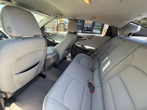 Used 2020 Chevrolet Malibu LS w/ LPO, Convenience Package 2 FWD image 16
