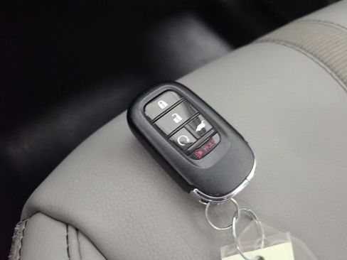 Used 2023 Honda Pilot Touring image 39