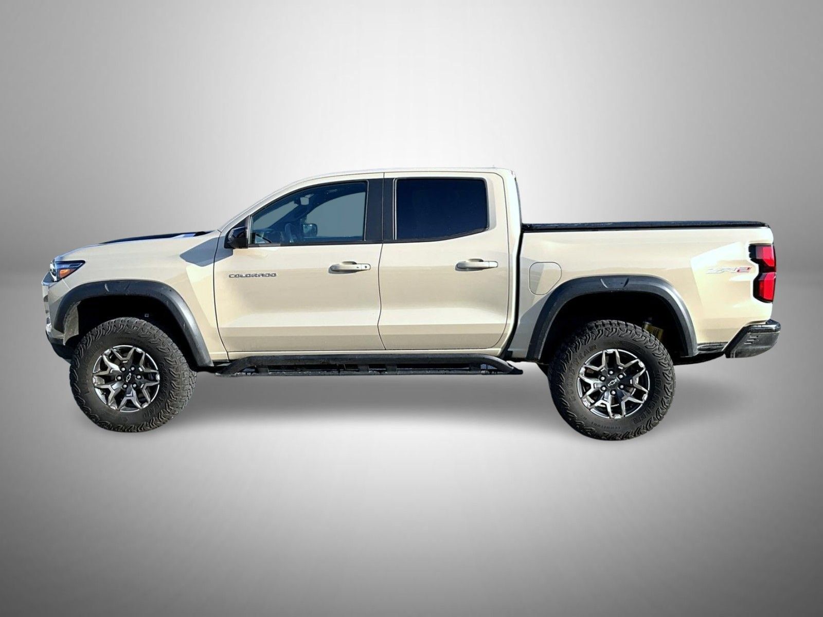 Used 2023 Chevrolet Colorado ZR2 w/ ZR2 Convenience Package III AWD/4WD image 8