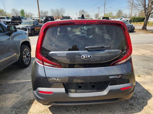 Used 2021 Kia Soul S image 7