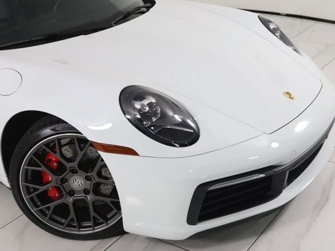 Used 2020 Porsche 911 Carrera S image 25
