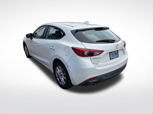 Used 2015 MAZDA MAZDA3 i Touring w/ Technology Package image 7