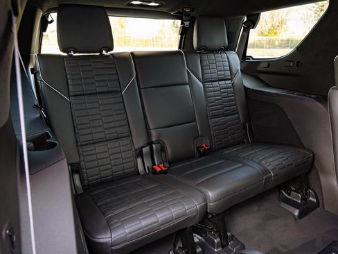 Used 2021 Cadillac Escalade Sport Platinum image 28