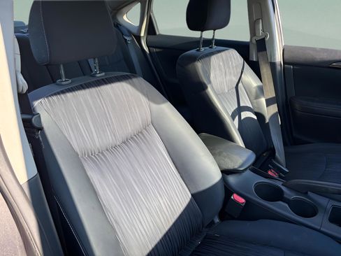 Used 2016 Nissan Sentra SV image 15
