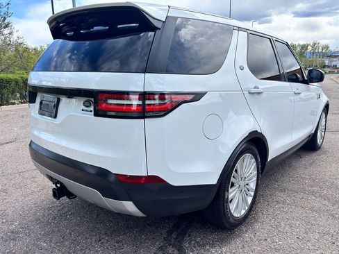 Used 2017 Land Rover Discovery HSE Luxury AWD/4WD image 2