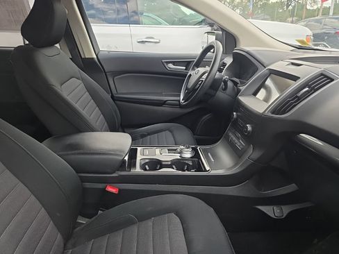 Used 2020 Ford Edge SE AWD/4WD image 6