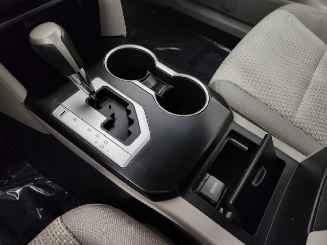 Used 2014 Toyota Camry LE w/ Fleet Convenience Package FWD image 27