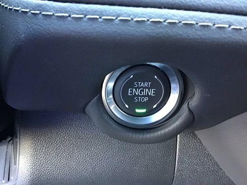 Used 2026 Chevrolet Suburban LT w/ Comfort Package AWD/4WD image 23