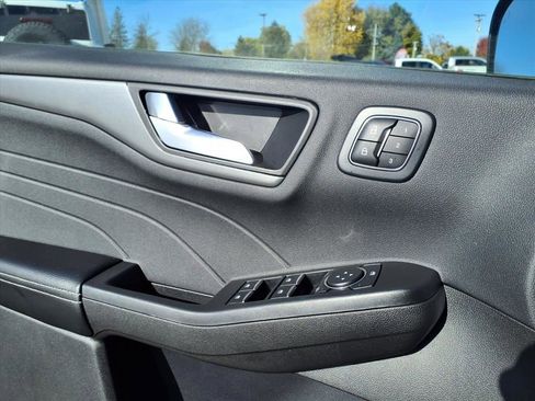 Certified 2023 Ford Escape Active w/ Tech Pack #2 image 18