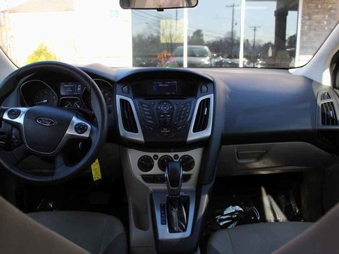 Used 2014 Ford Focus SE image 27