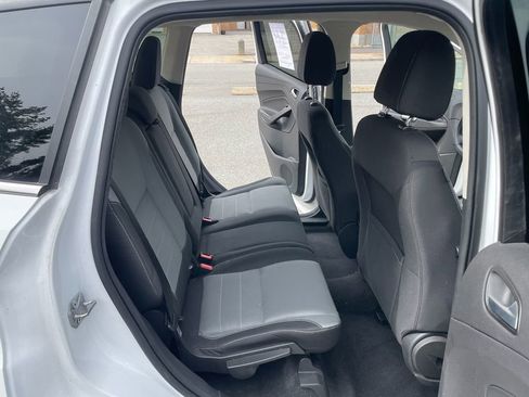 Used 2016 Ford Escape SE w/ SE Cold Weather Package image 27