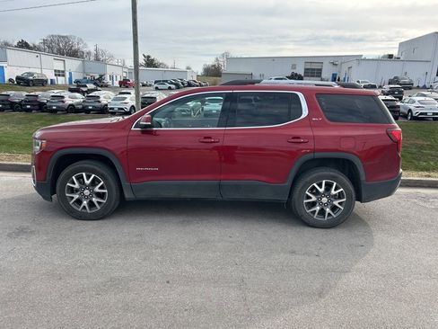 Used 2023 GMC Acadia SLT image 7