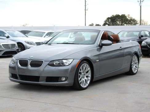 Used 2008 BMW 328i Convertible image 4