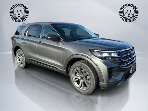 New 2026 Ford Explorer Active w/ Active Comfort Package image 3